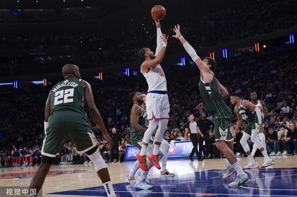 更彰显了球 更彰显了球